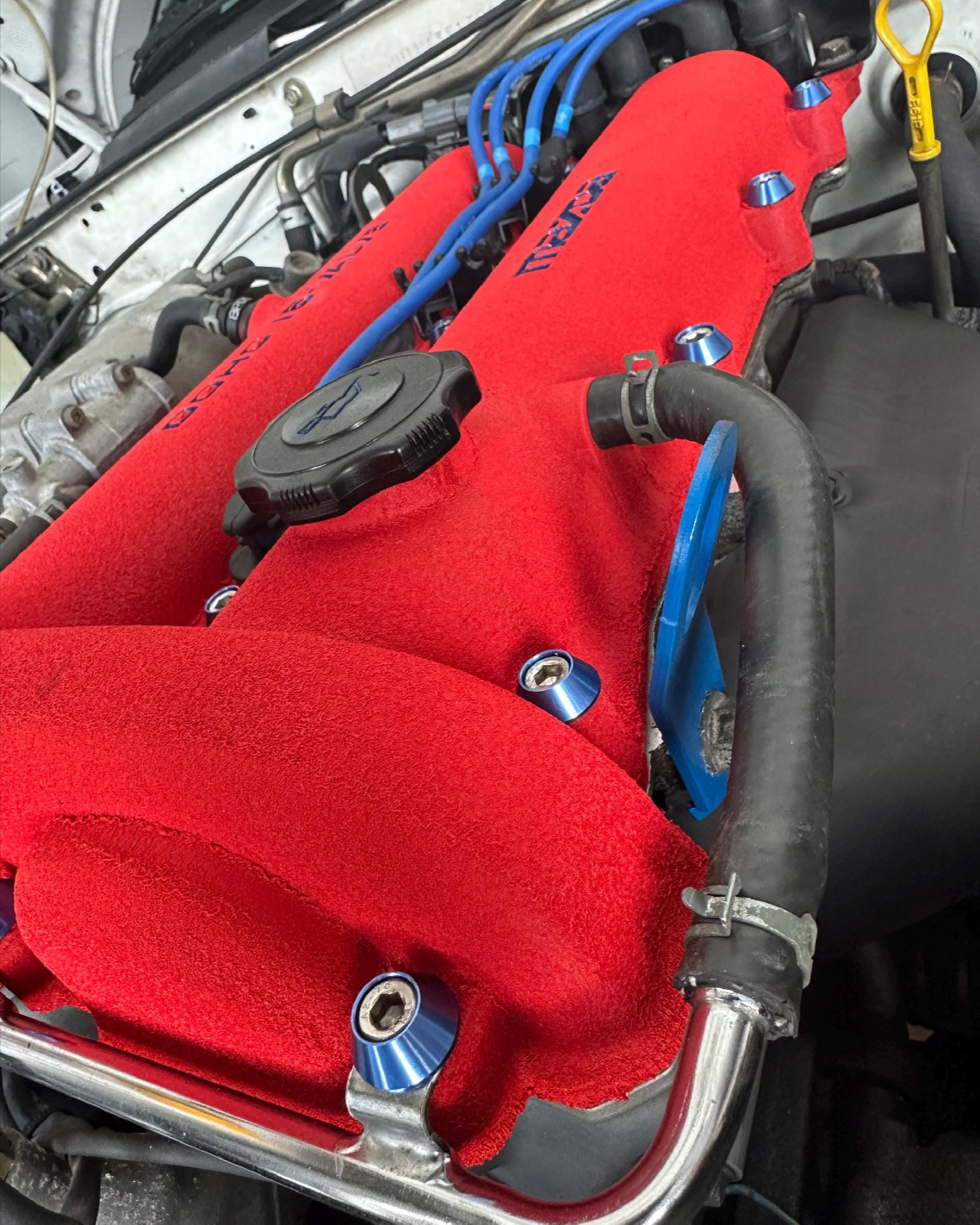 Miata Valve Cover Dress up Bolt Kit