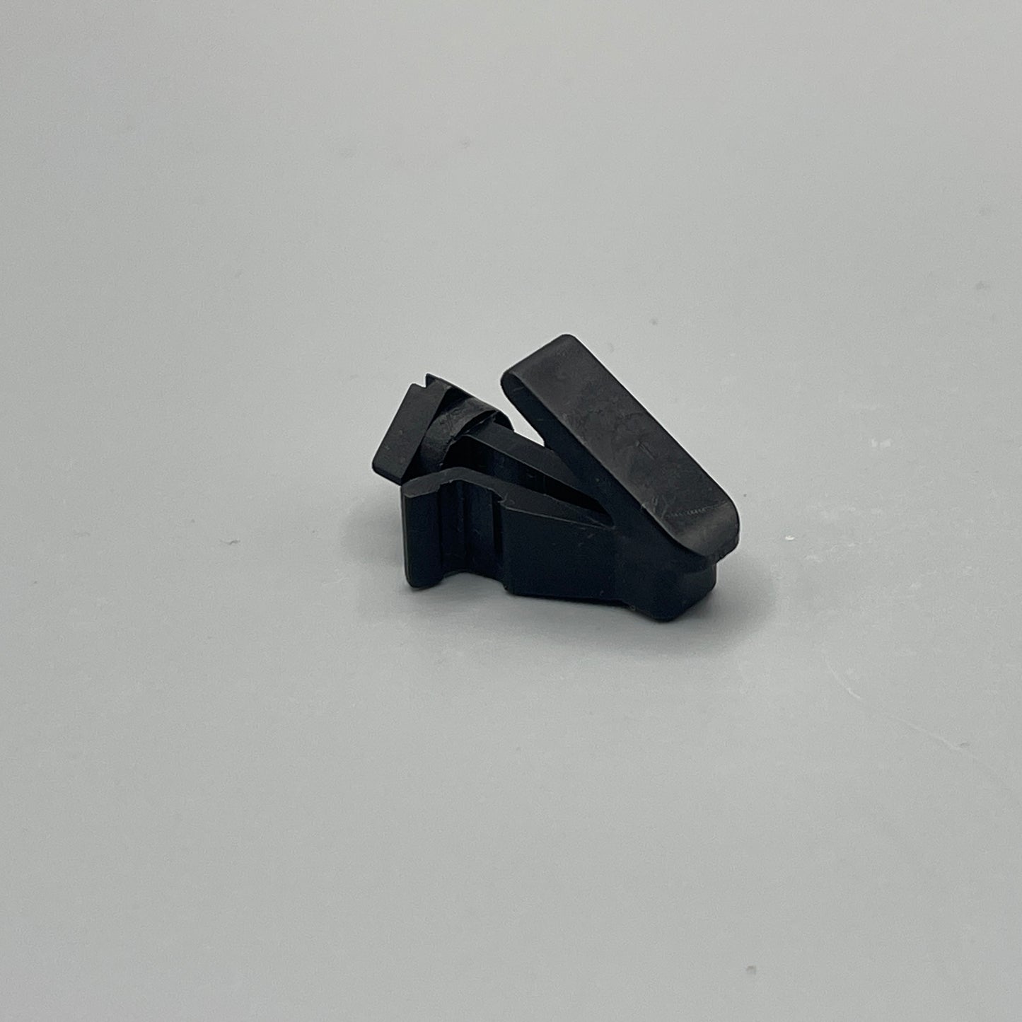 97-98 240SX Front Grill Clips